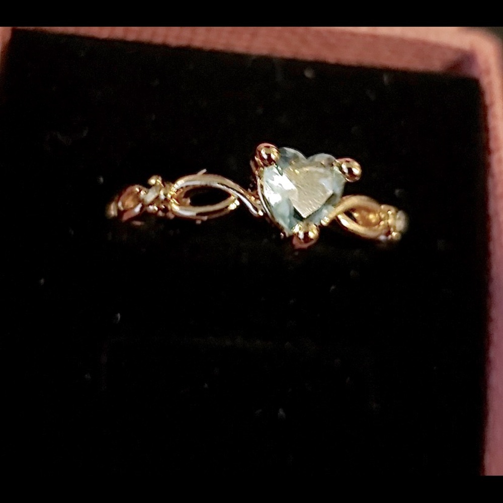 🚨SOLD🚨✨ NEW Heart Shaped Aquamarine Ring ✨